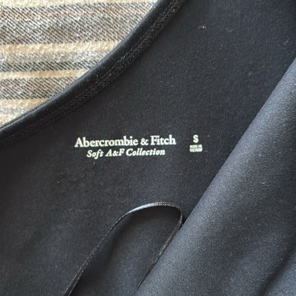 Abercrombie One-Shoulder Bodysuit - Picture 4 of 5